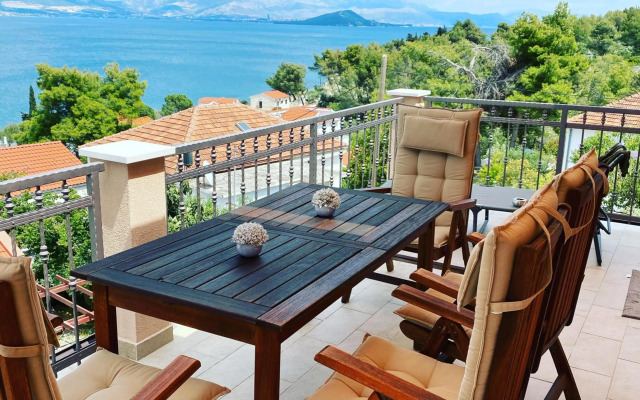 Villa Mala - Pool - Jacuzzi - 5 min. zum Meer