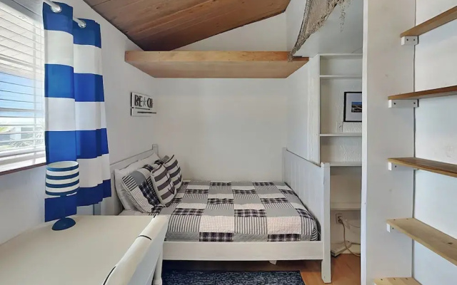 Barnacle Lodge by Ryson Vacation Rentals