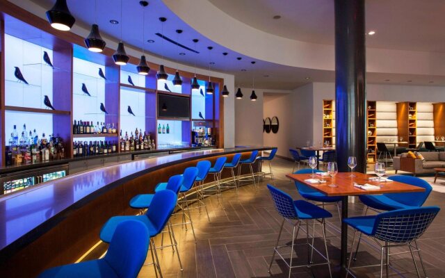 Le Méridien Boston Cambridge