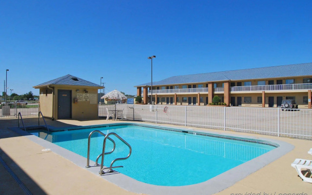 Quality Inn & Suites Owasso US-169