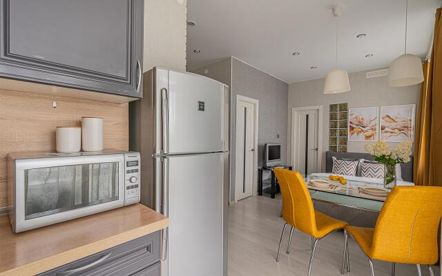 Лайт Апартаменты на улице Крестинского 35