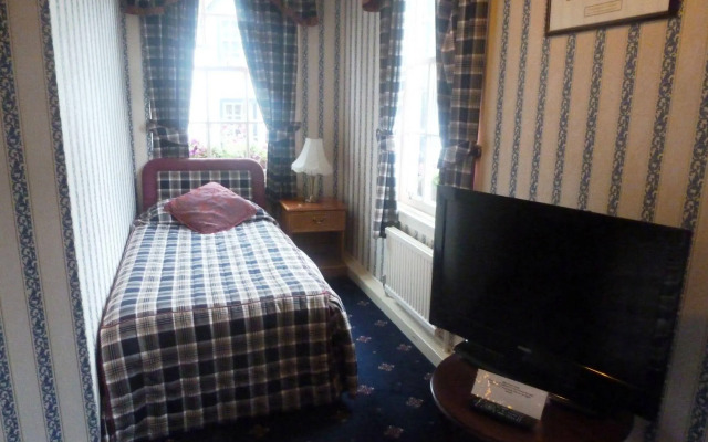 Moulin Hotel