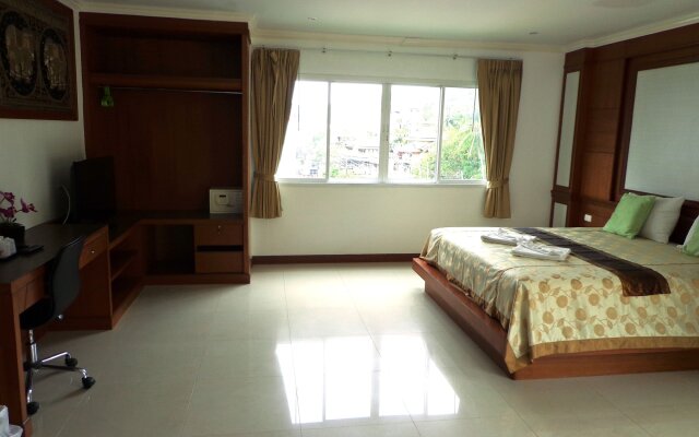 Sukcheewa Residence Phuket