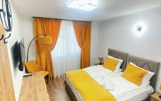 Hotel & Restaurant Domestika