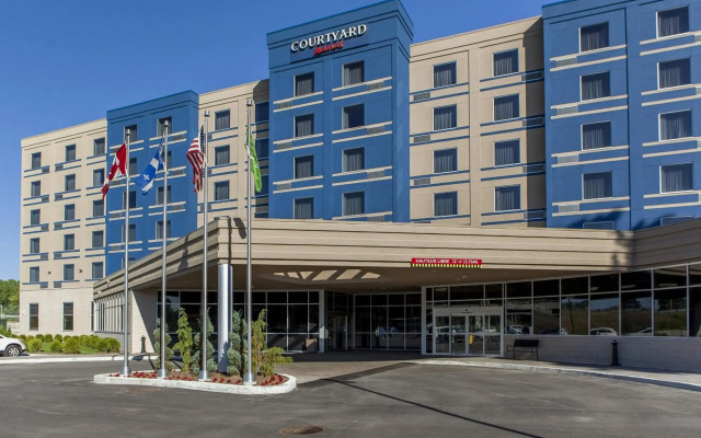Courtyard by Marriott Montreal West Island/Baie D'Urfe