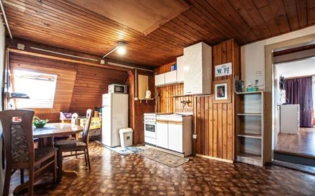 Hostel and Apartment Ceklin Simon