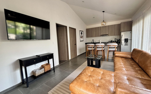 Private Hot Tub - 2BR in Nueva Escondida