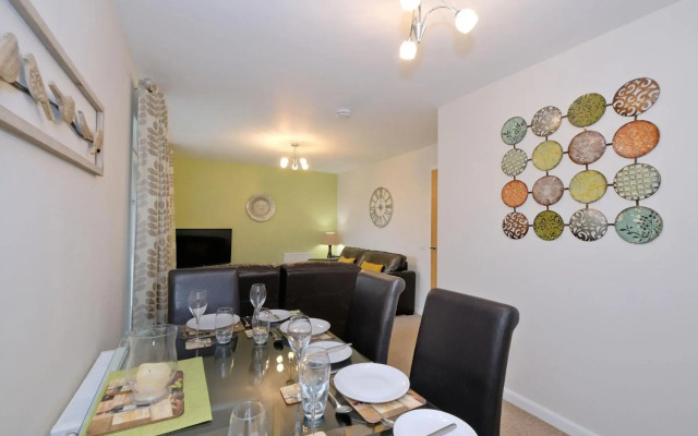 Netherhills Apartment