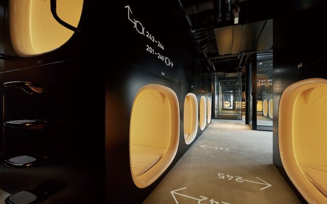 9h nine hours Akasaka sleep lab