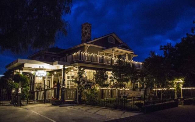 ForFriends Inn Bed and Breakfast