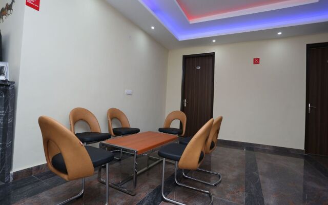 OYO Flagship 12081 Palm Garden Suites