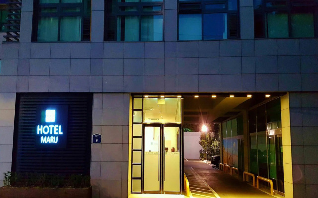 Maru Hotel