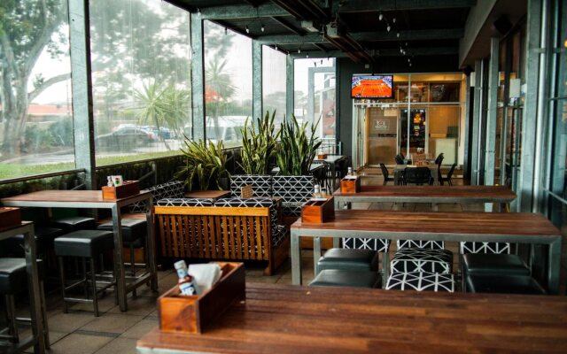 Warradale Hotel