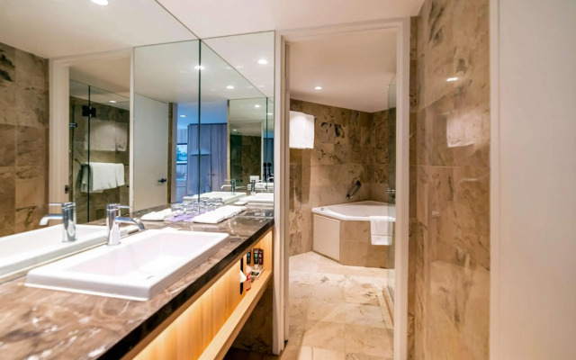 Novotel Sydney Brighton Beach