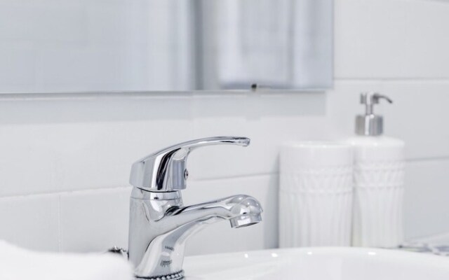 Nada04 · Studio Apartment With Balcony Next to Ribeira