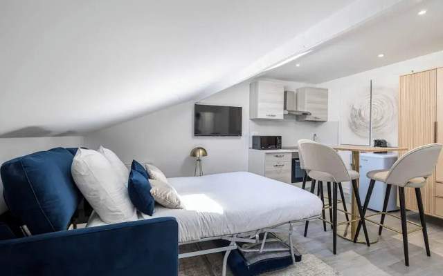 Renovated Studio - Cannes Center - Bright