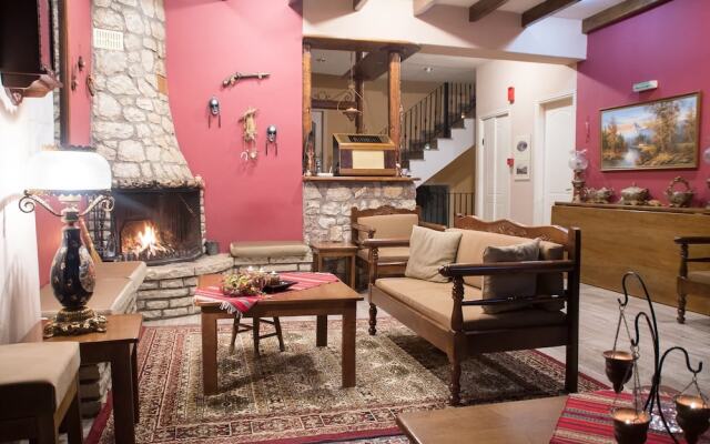 Hotel Tefthis