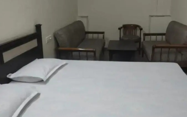 Bhagwan Guest House