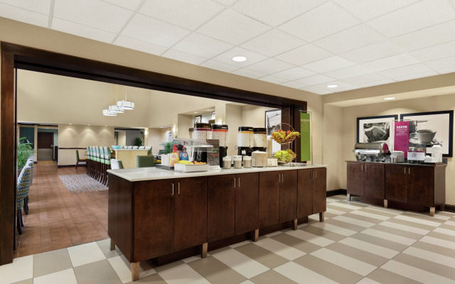 Hampton Inn & Suites Brunswick