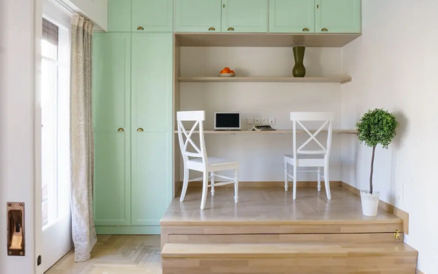 Tiffany's Luxury 2BR with Acropolis View