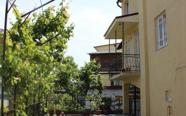 Guest House Semeiniy