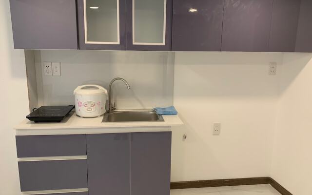 Smiley Apartment District 2