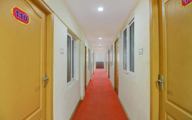 FabExpress Ragu Residency