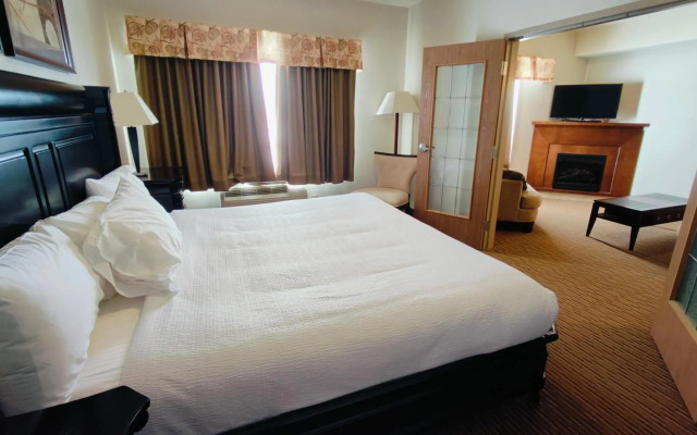 Coast Weyburn Hotel