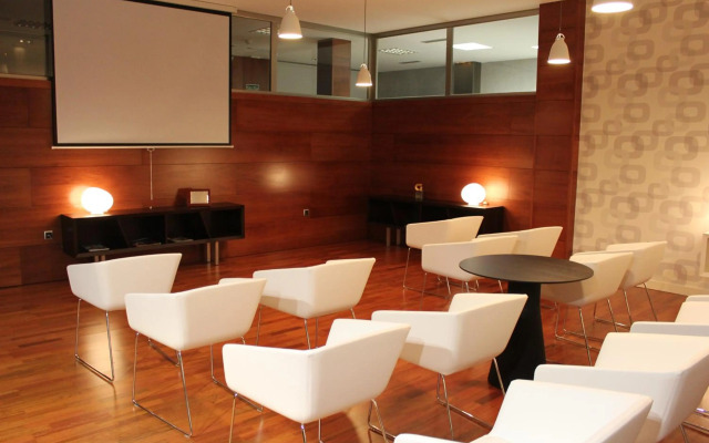 Escuderos Hotel Cruz