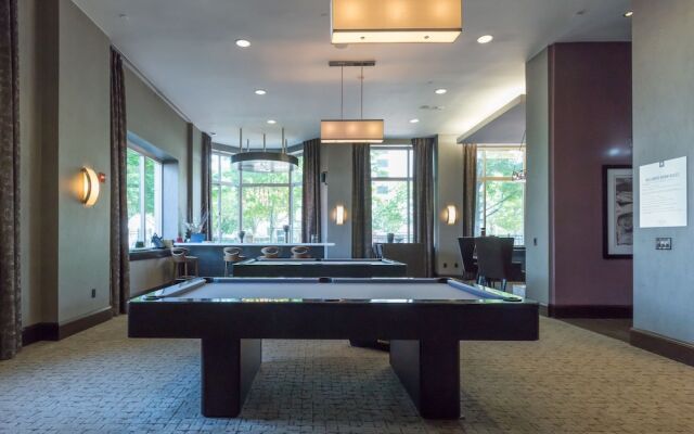 Home Away Apartments at Washington Blvd.