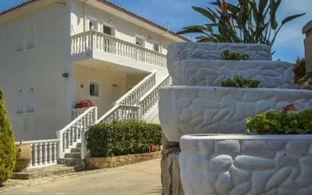 Villaggio Studios & Apartments