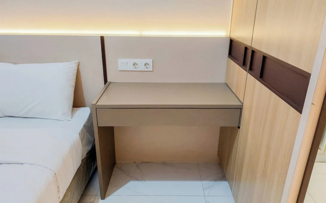 Good Designed And Restful Studio Sky House Bsd Apartment