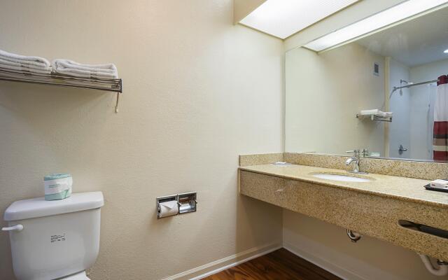 Red Roof Inn & Suites Scottsboro