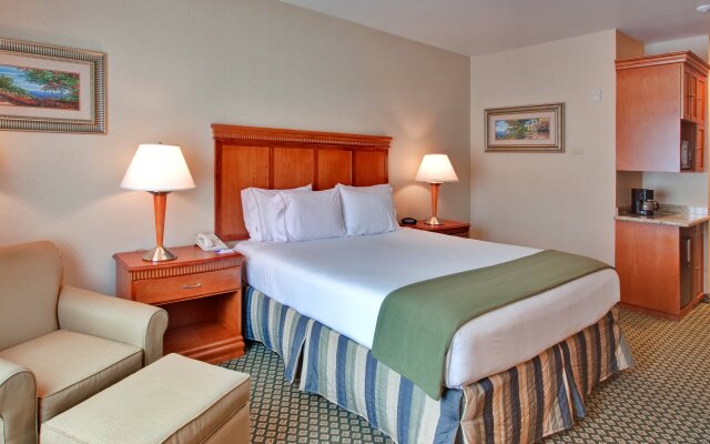 Holiday Inn Express & Suites Rancho Cucamonga, an IHG Hotel