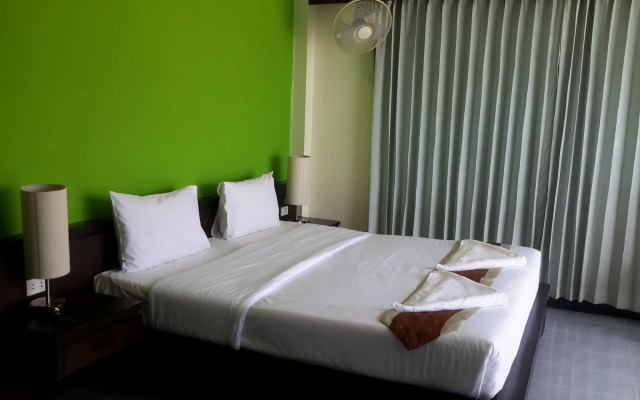 J Hotel