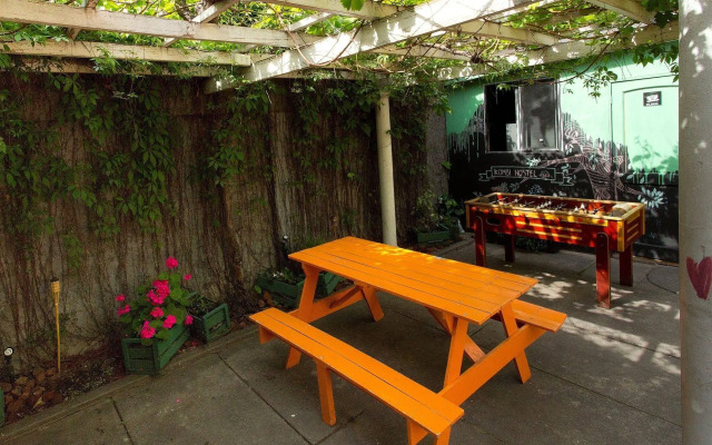 Kombi Hostel