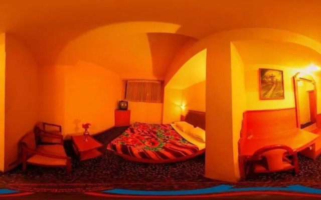 Nahar Nilgiris Hotel