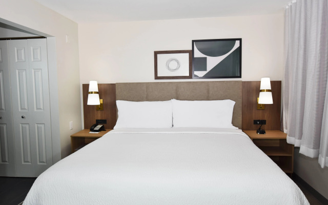 Staybridge Suites Detroit Novi by IHG