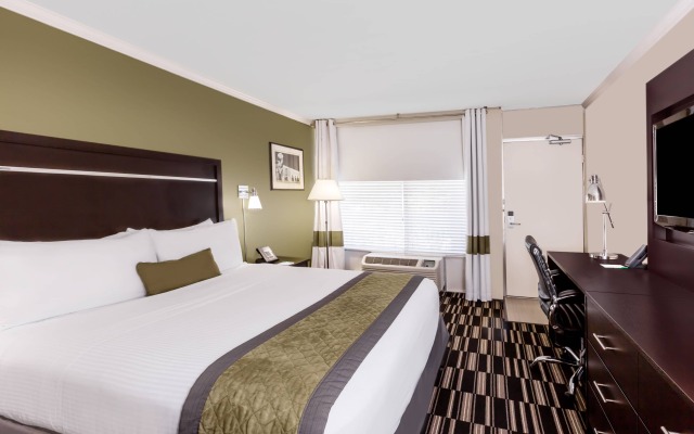 Uptown Oasis San Jose Airport