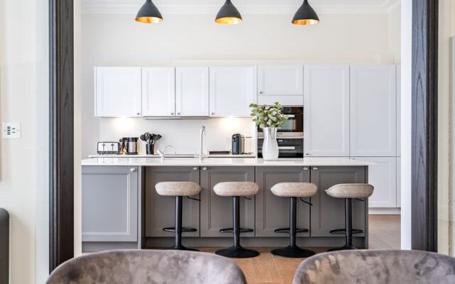 Lincolns Inn Apartments, London
