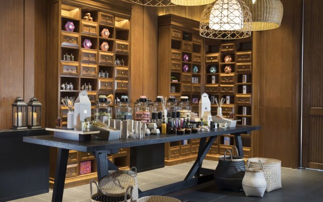 Отель Indigo Bali Seminyak Beach