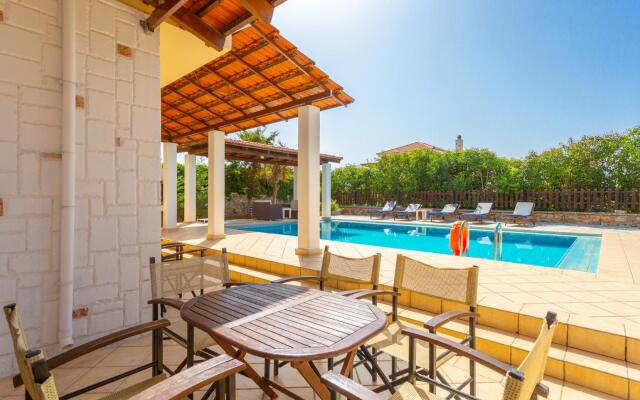 Ekklisies Dio Large Private Pool A C Wifi - 2089