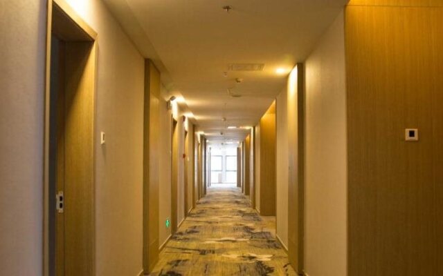 Lige Holiday Hotel
