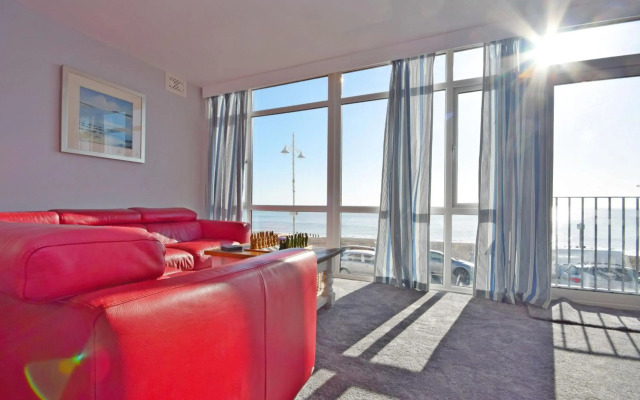 Marine Court - Bognor Regis