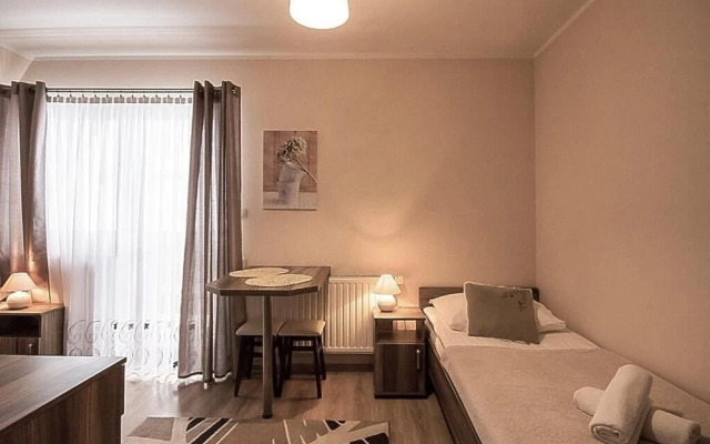 Sloneczny Dworek Guest House