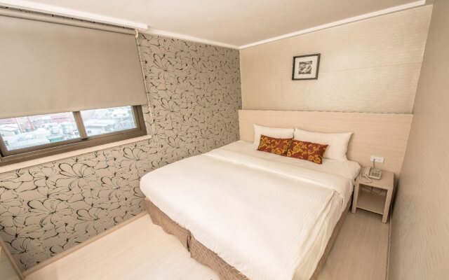 Golden Stone Hotel