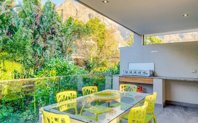 Incredible Camps Bay Villa With Five Bedrooms and Private Pool The Cheviots