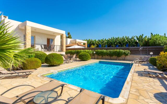 Villa Felice Large Private Pool Walk to Beach Sea Views A C Wifi Car Not Required - 2776