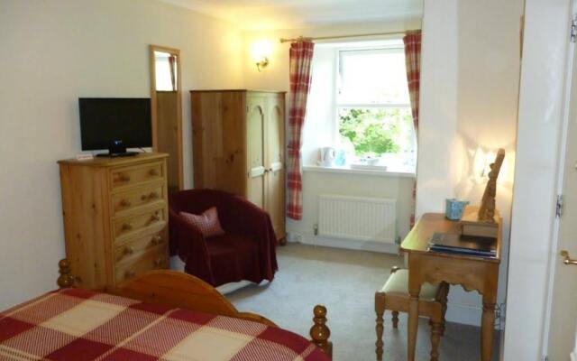 Riverside Bed  Breakfast