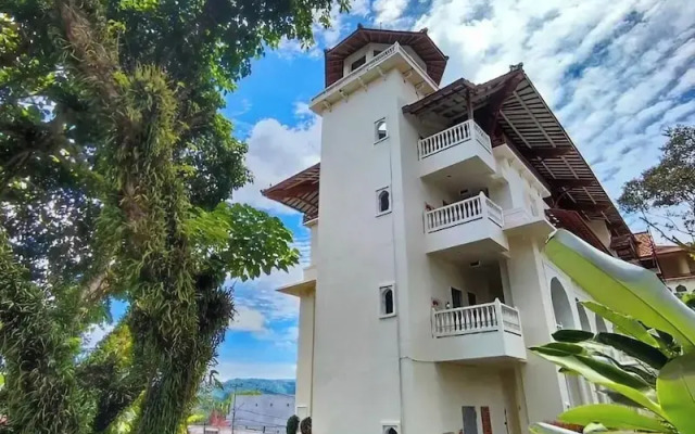 TripleTree Hotel And Resort Bukittinggi